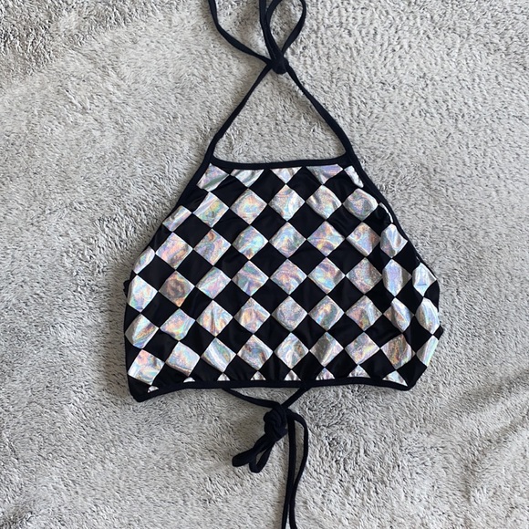 🪞 NEW halter tie back holographic  top - Picture 1 of 6